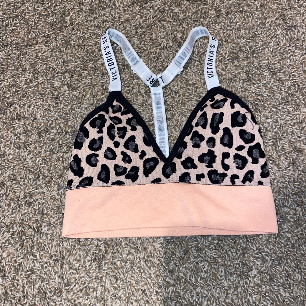 🎈Sale🎈Victoria Secret Leopard Sports Bra